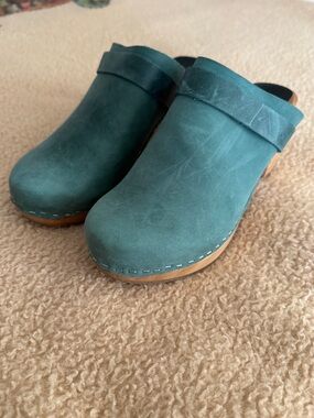 bjork 3” clog - size 38
